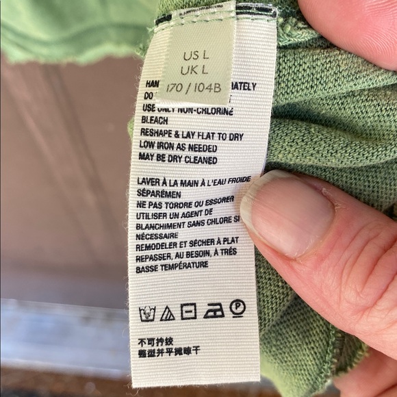 Free People We the Free Women's Light Green Short Sleeve Tee V Neck Top L NEW - Picture 5 of 7